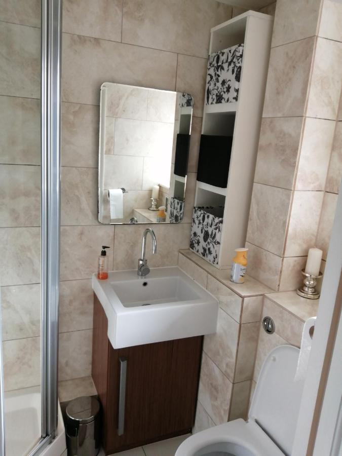 Dream Time Apartments-Aqua Suite ลอนดอน ภายนอก รูปภาพ